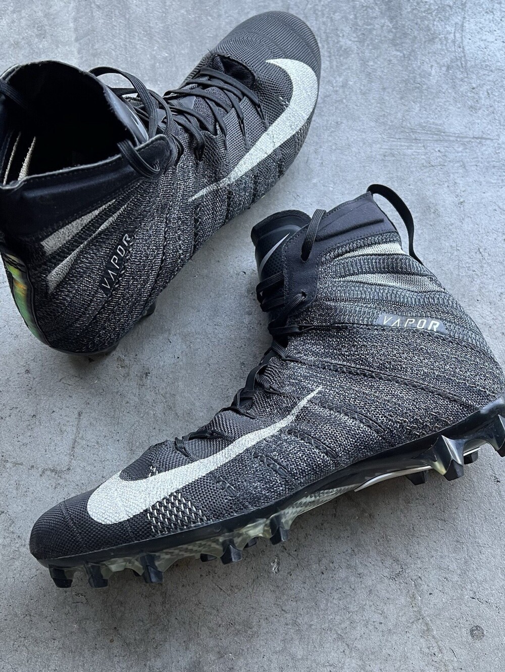 NIKE VAPOR Untouchable 3 Elite FlyKnit Black Men’s Football 11 Cleats AH7408-001